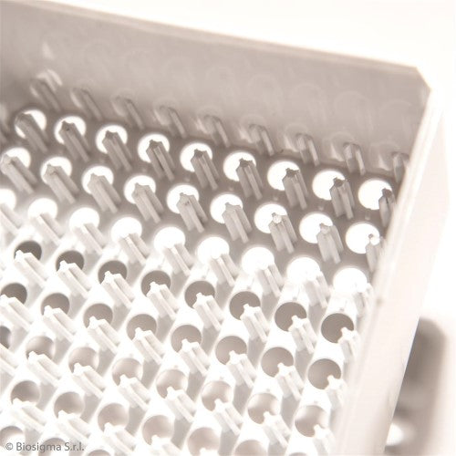 CryoGen® 2D Barcoded Polycarbonate Cryoboxes (BSM580612D/V)