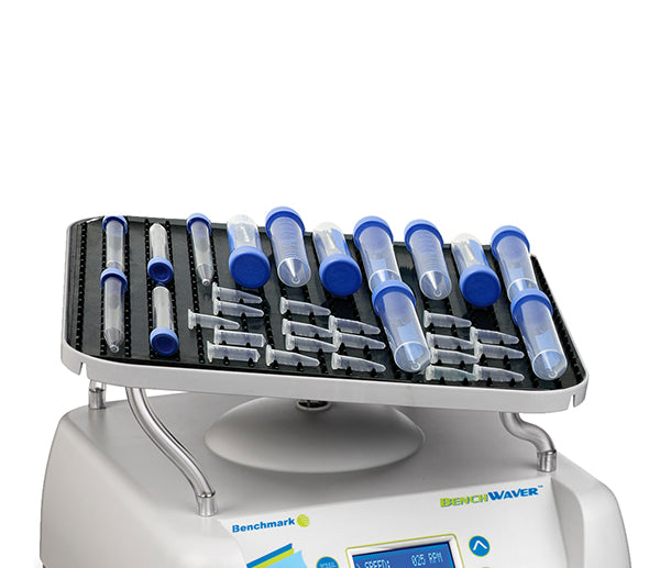 BenchWaver™ 3D Rocker with 13.5x13" flat mat platform B3D5000-E - 2D & 3D Rockers - Benchmark Scientific