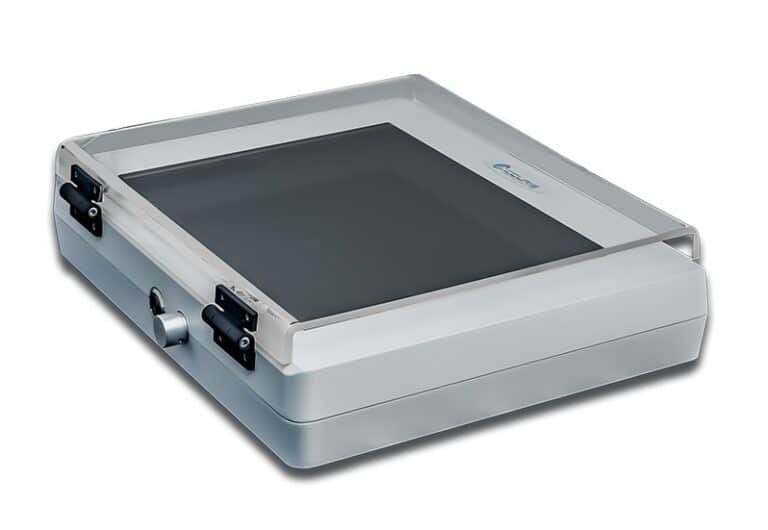 Accuris™ UV Transilluminator, 21x26cm, Variable Intensity E3200-E - Accuris Instruments™ - Benchmark Scientific