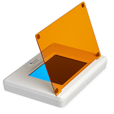 SmartBlue™ Transilluminator E4000-E - Accuris Instruments™ - Benchmark Scientific