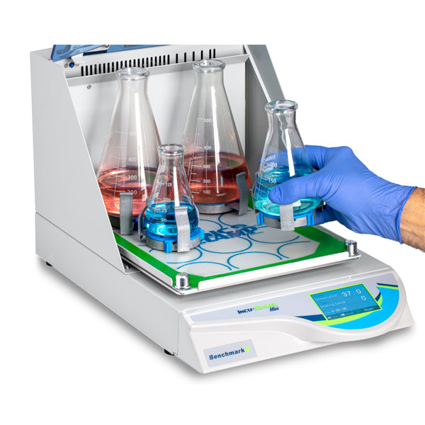 MAGic Clamp™ universal platform for flasks & tube racks (9.5 x 11.5) H1000-MR - Orbital Shakers - Benchmark Scientific