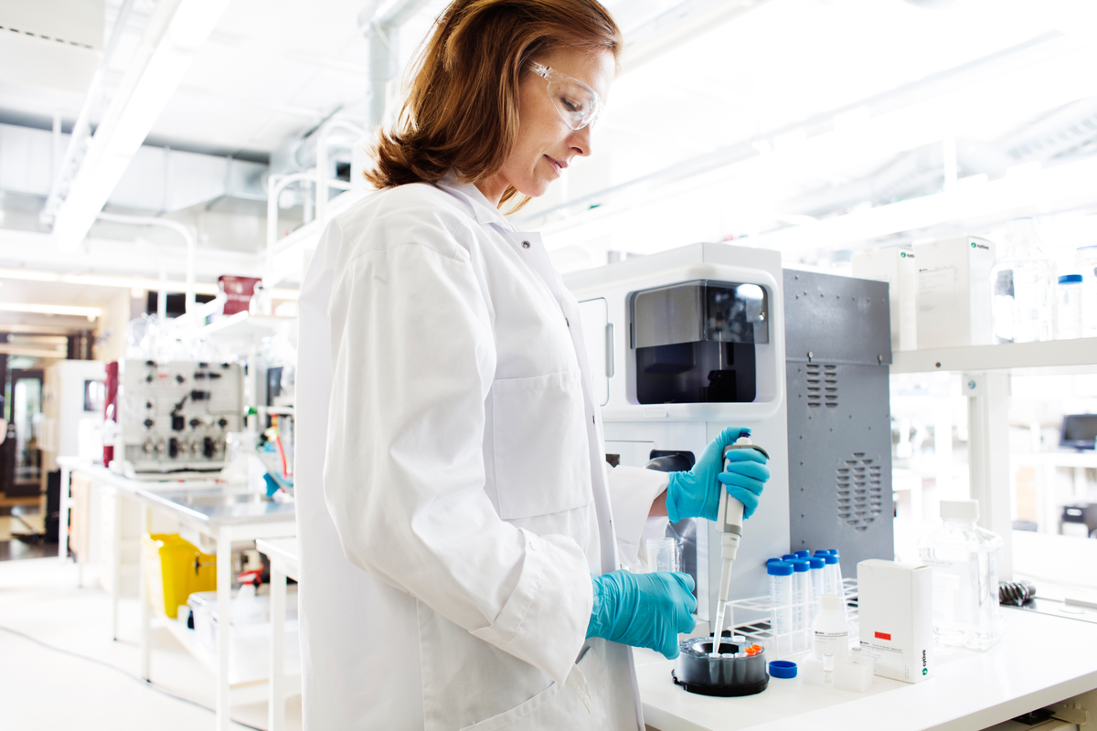 Biacore™ X100 SPR system BR110073 - Protein analysis equipment and supplies - Cytiva