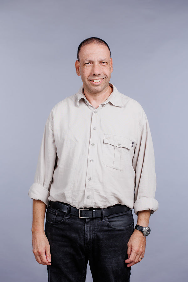 Shmulik Motola